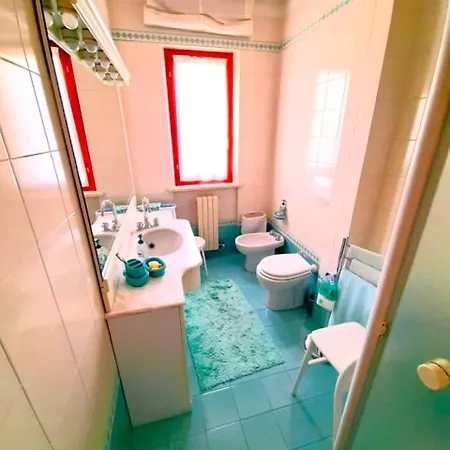 Apartament Trilocale Annamaria In Centro A Numana, Con Garage Numana