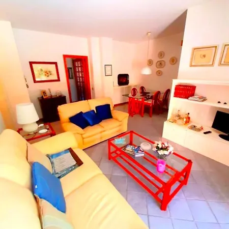 Apartamento Trilocale Annamaria In Centro A Numana, Con Garage *