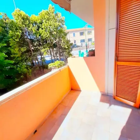Apartamento Trilocale Annamaria In Centro A Numana, Con Garage Numana